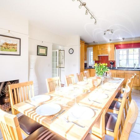 Lake Cottage - A Large Holiday Home In Thorpeness - Close To The Beach And The Meare - Aldeburgh Coastal Cottages エクステリア 写真